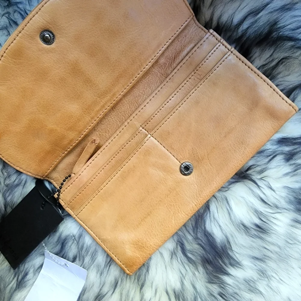 Day & Mood Leather Weave Clutch - Picture 2 of 3